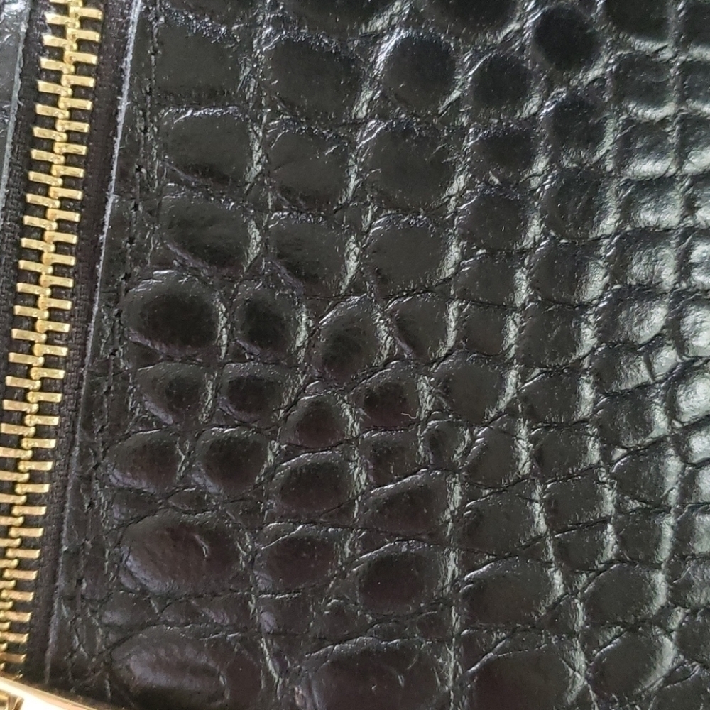 Leather bag. Gently used. - Picture 8 of 11